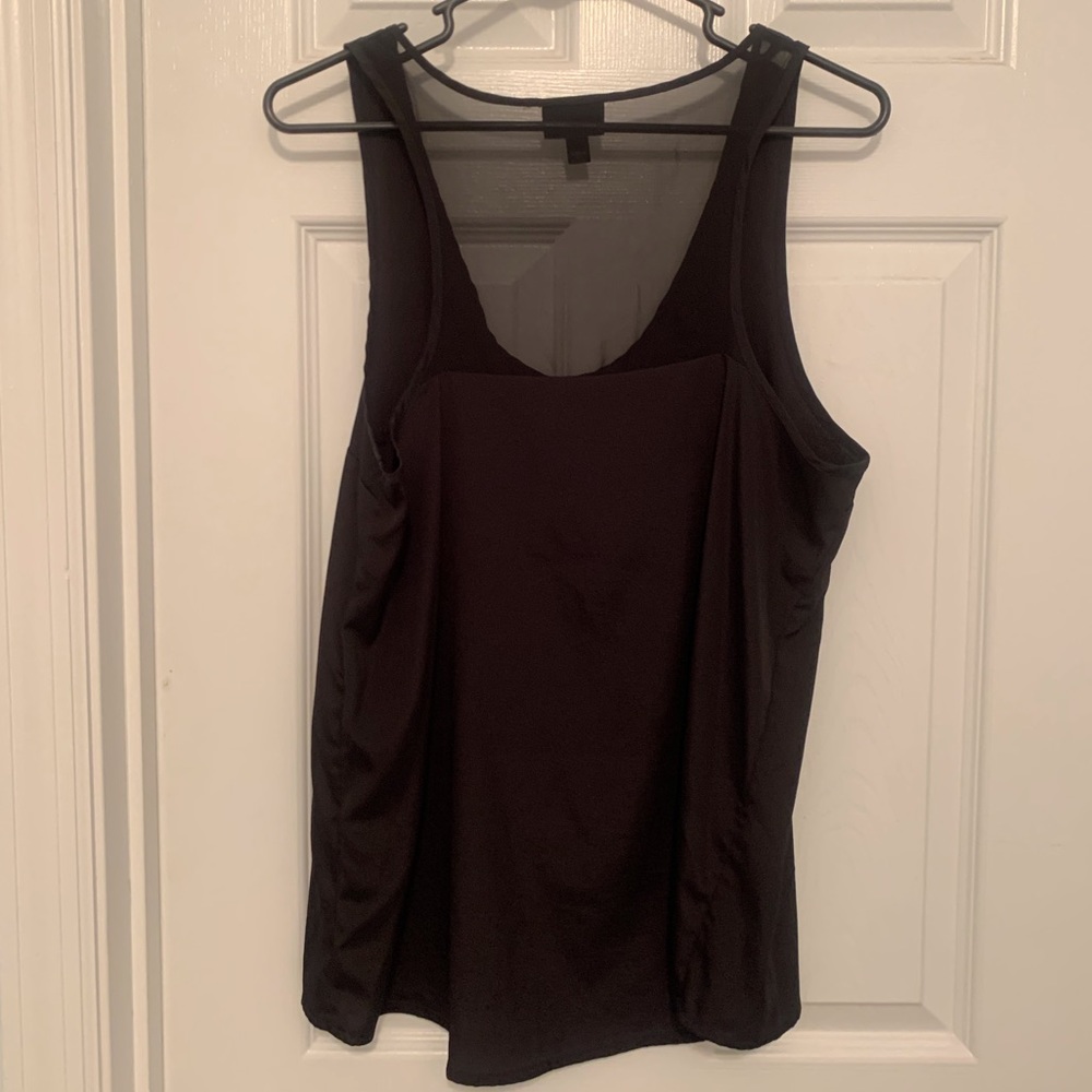 ⭐️Mossimo Women’s Racerback Top. - Picture 4 of 4
